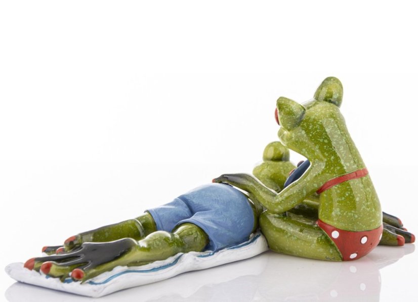 Soška Žaby na pláží