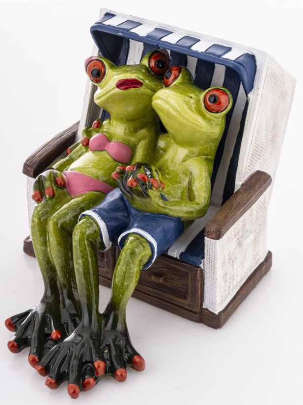 Soška Žaby na pláží