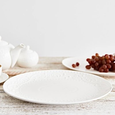 Porcelánový bílý servírovací talíř Sněhová vánice 25x35 cm