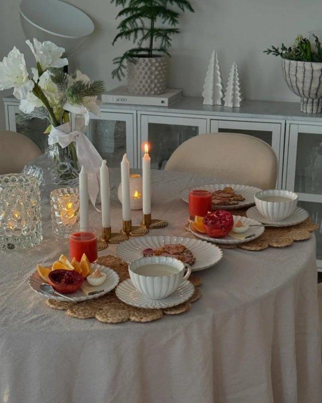 Porcelánový talíř Chryzantéma béžový 27 cm