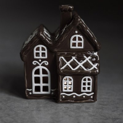 Ceramic candle holder House - Gingerbread house brown glossy 14 cm