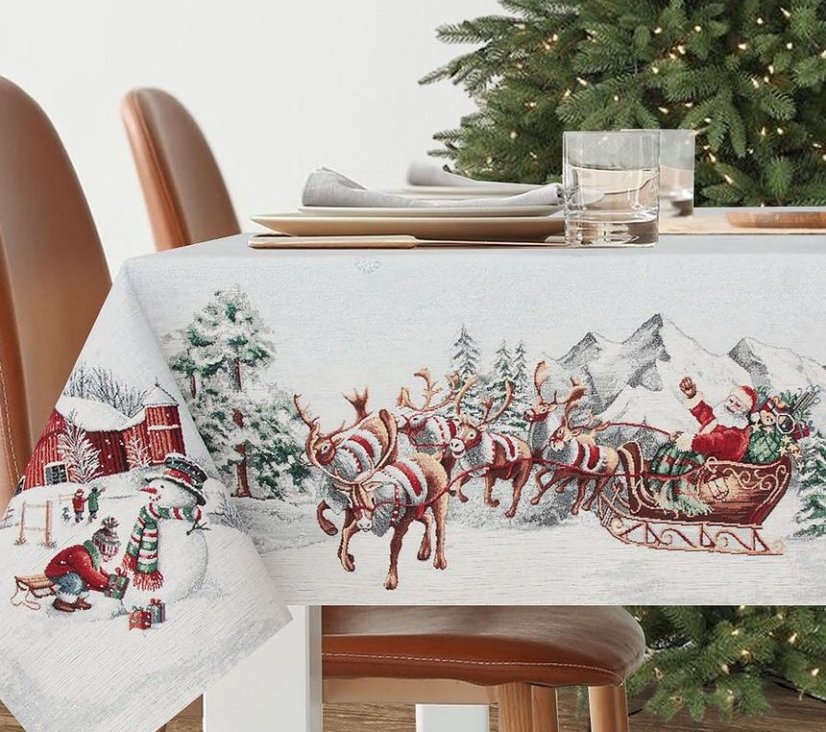 Vánoční ubrus s motivem Santa na saních