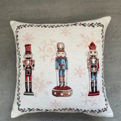 Gobelínový vánoční povlak na polštář s motivem Tři Louskáčky 45x45 cm