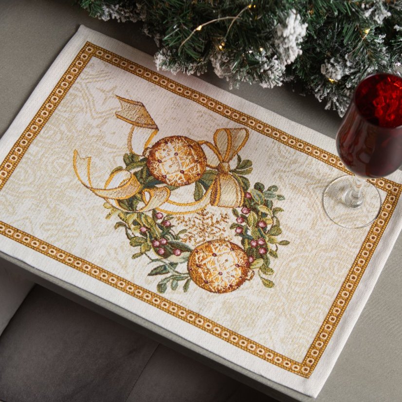 Tapestry Christmas placemat with Golden wreath motif 35x45 cm
