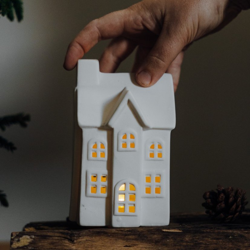 Ceramic candle holder House white matt 14 cm