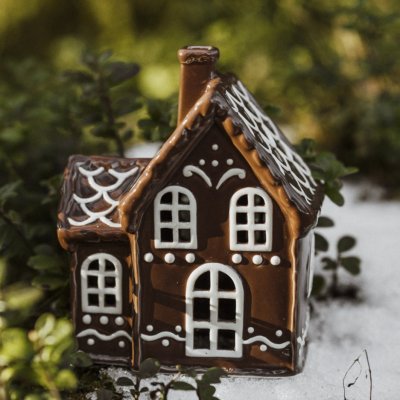 Ceramic candle holder House - Gingerbread house brown glossy 15 cm