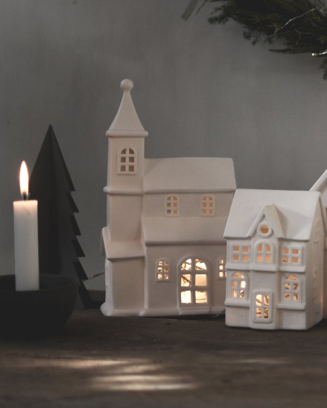 Keramický svícen Domek - Kostel bílý matný 25 cm