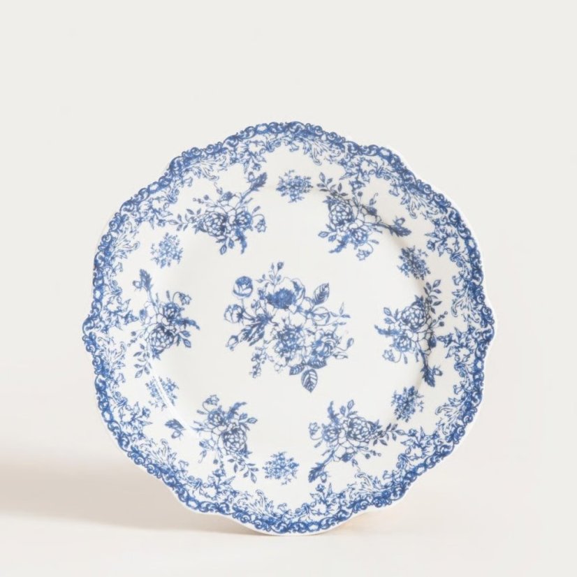 Blue and White Flowers Porcelain Dinner Service – 18-piece, for 6 people