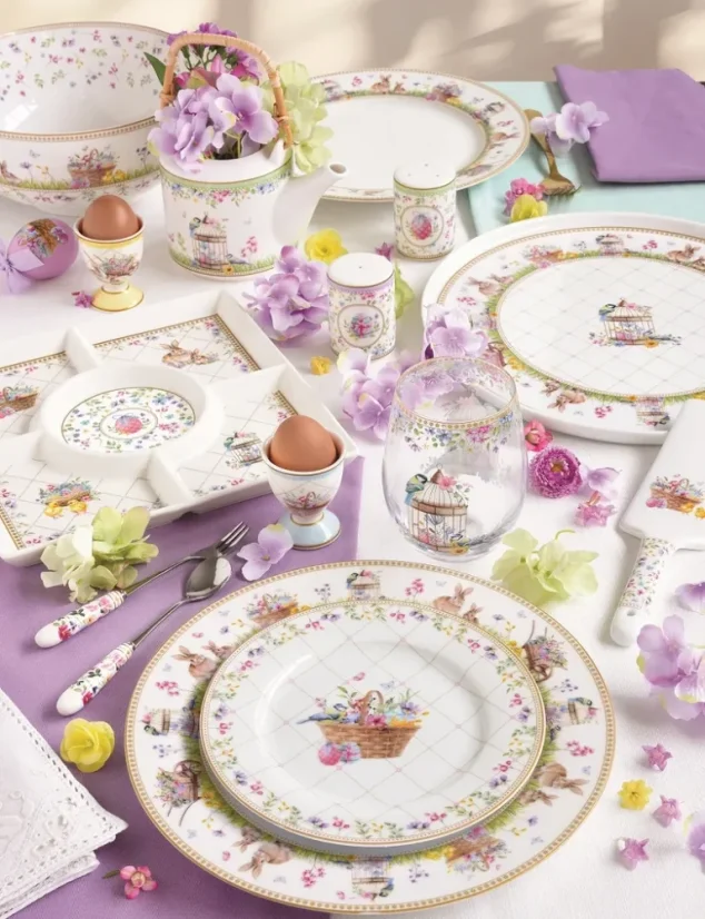 Zestaw 4 porcelanowych talerzy deserowych Wiosenne kwiaty 19 cm