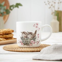 Porcelánový hrnček Vtáky v hniezde 310 ml